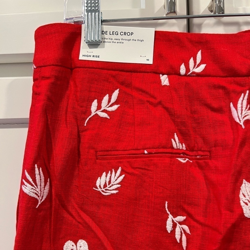 NWT. Ann Taylor Linen Blend Embroidered Wide Leg Crop Pant. - Picture 6 of 11
